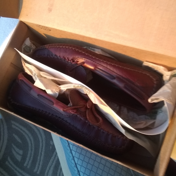 H.S.TRASK GENUINE HANDSEWN SLIP-ONS - SIZE 11 M - Picture 14 of 16